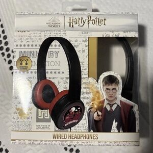 Harry Potter Wired Headphones - Red and Black